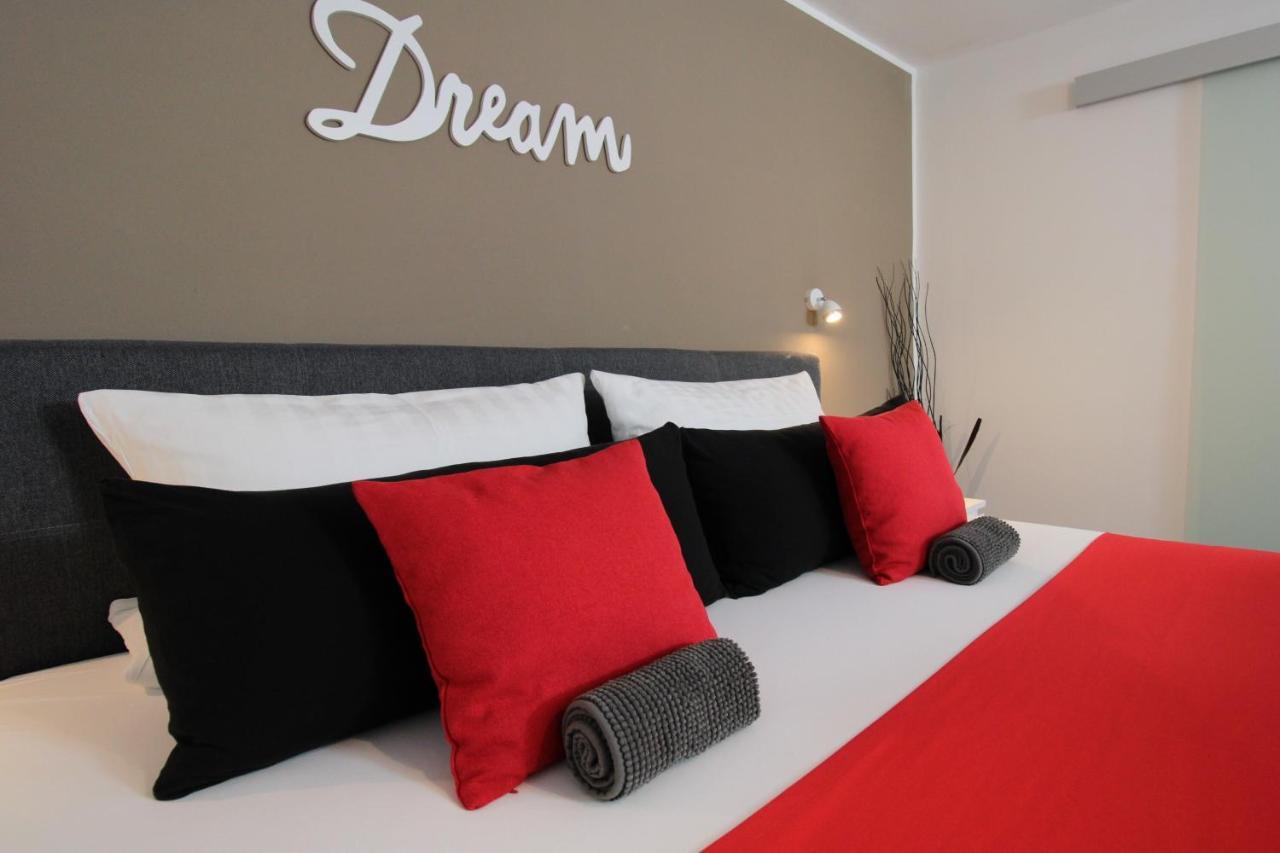 My Home Hotel Lamm Rottweil "Smart Home" ภายนอก รูปภาพ